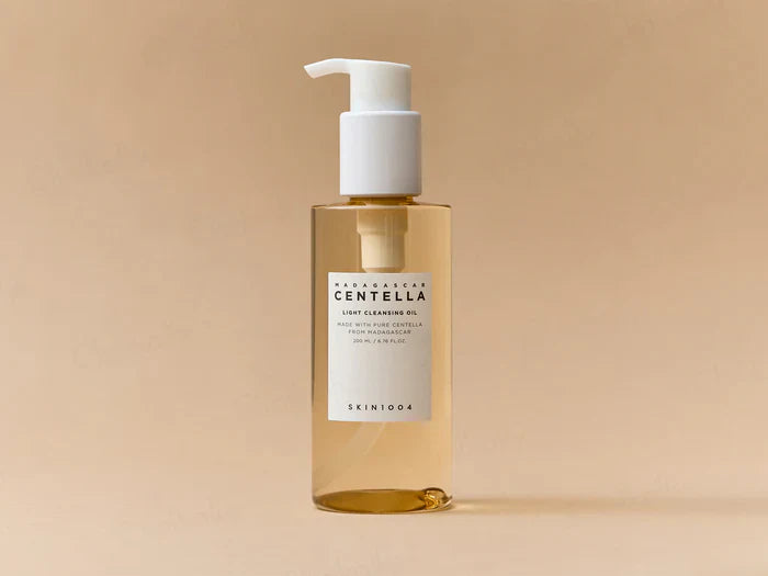 SKIN1004 Madagascar Centella Light Cleansing Oil ( 200 ML )